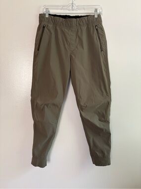 Eddie Bauer Women’s Rainer Jogger Olive Green Pants Size 10 Water Repellent
